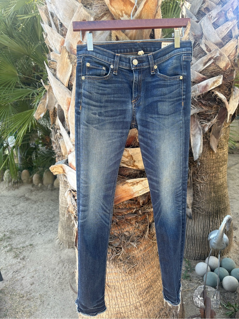 rag & bone Women's Washed Dark Blue Skinny Jeans